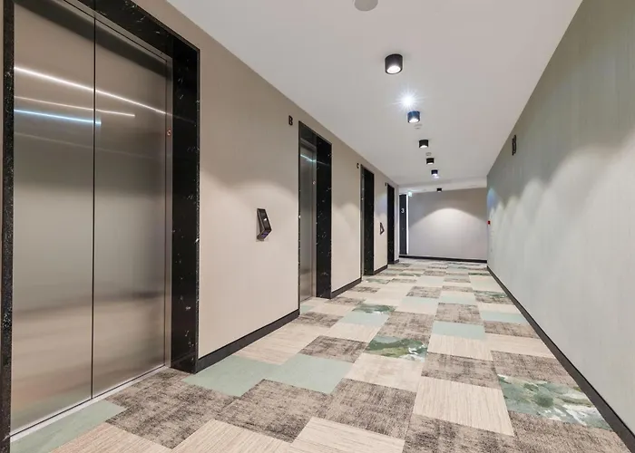 Eurovea Tower 2 Sky View Apartament