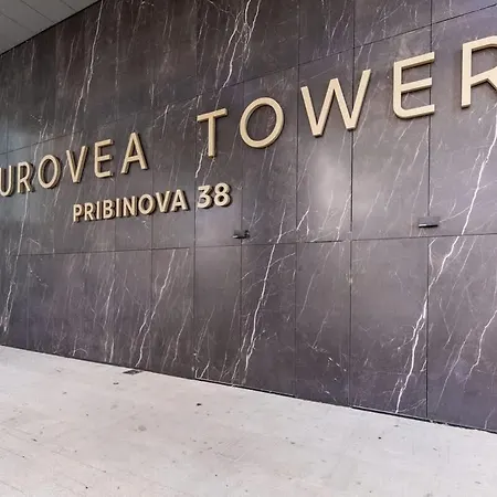 Eurovea Tower 2 Sky View * Μπρατισλάβα