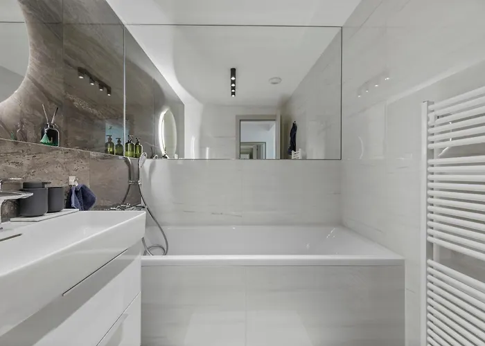 아파트 Eurovea Tower 2 Sky View